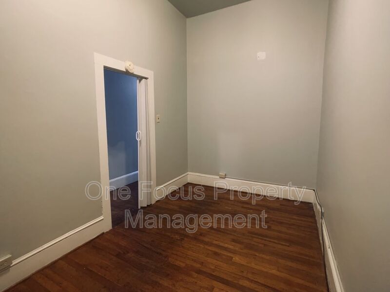 Second Floor - 2BR/1BA - 1 cat friendly! property image