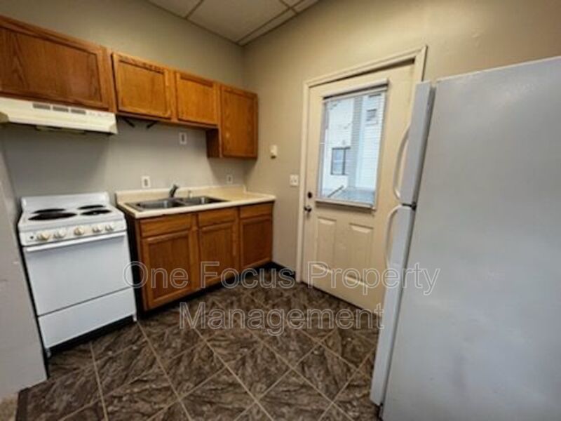 1BR/1BA - $550/Month - Includes Water, Sewer and Trash property image