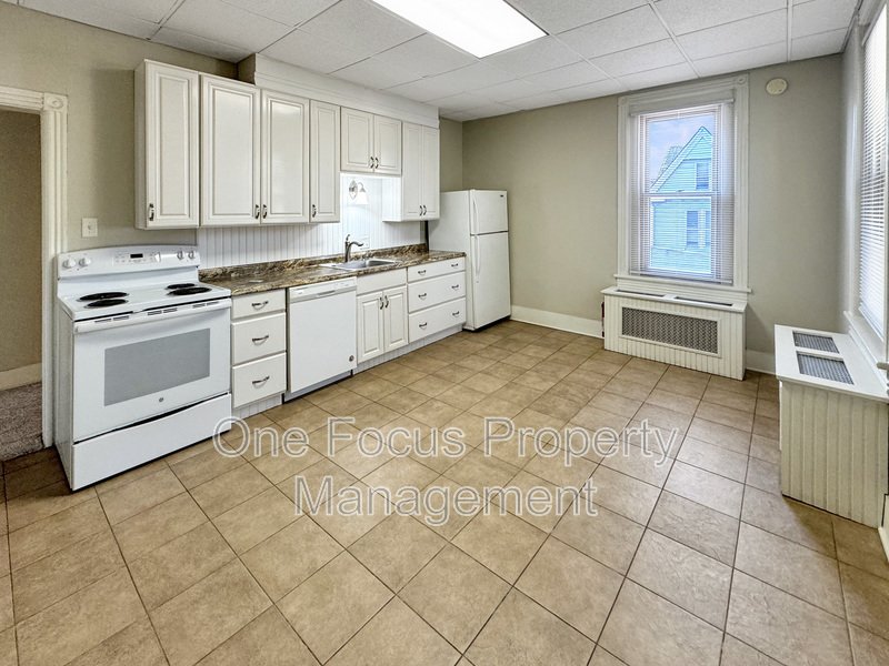 2BR/1BA - $1025/month - 2 cats welcome! property image