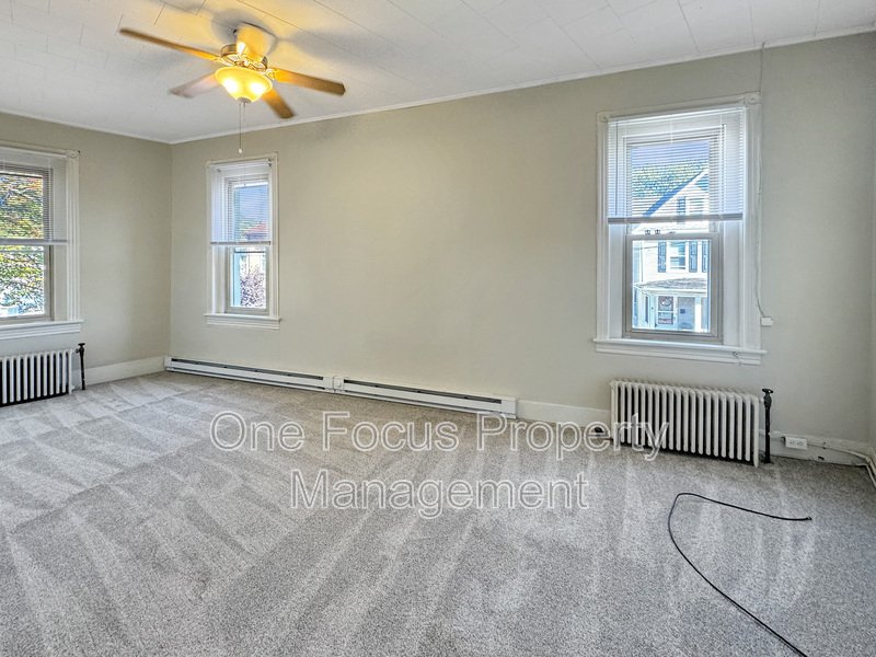 2BR/1BA - $1025/month - 2 cats welcome! property image