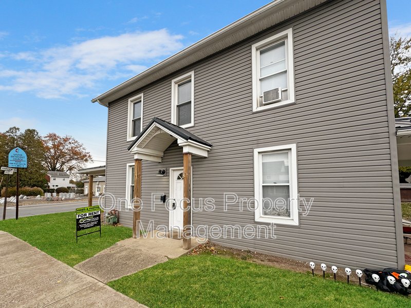 Modern 1BR/1BA - Heat Included property image