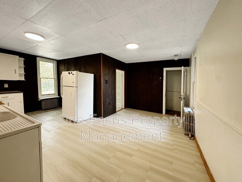 2BR/1BA - Heat Included! property image