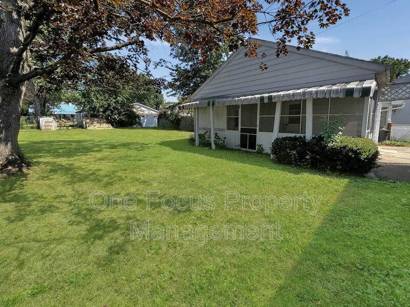 Loyalsock 3BR/1BA Home w/garage and updated kitchen! property image