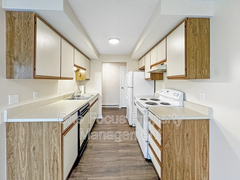 2BR/1BA - $850/month property image