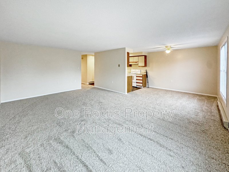 2BR/1BA - $850/month property image