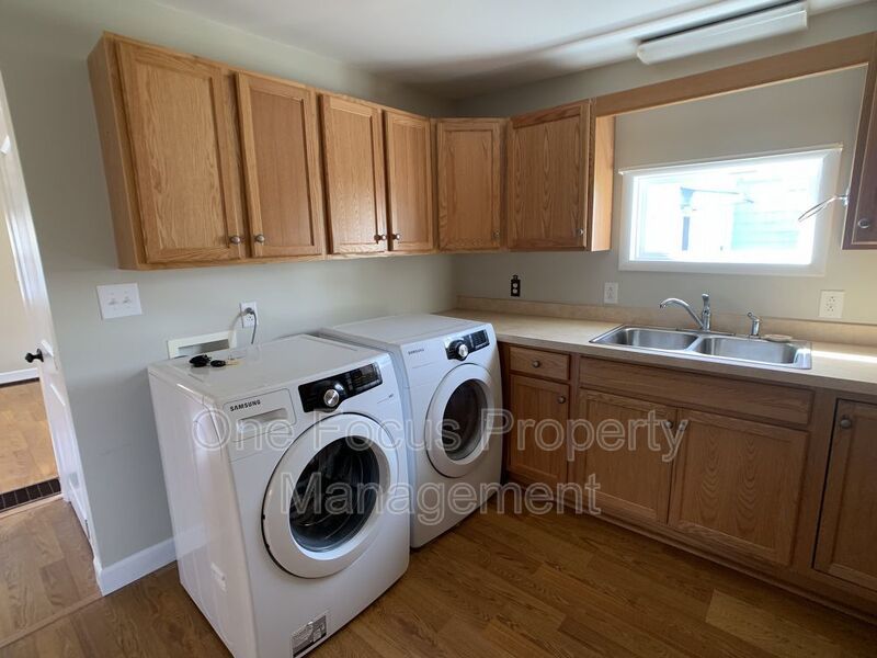 2BR/1.5BA in East End - 18 Month Lease property image