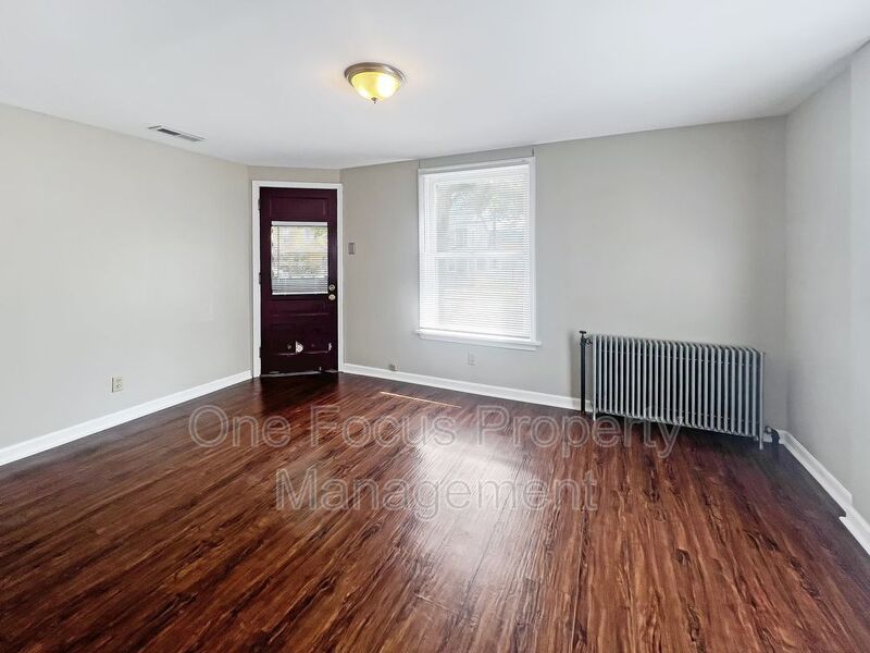 3BR/1.5BA - $1125/month property image