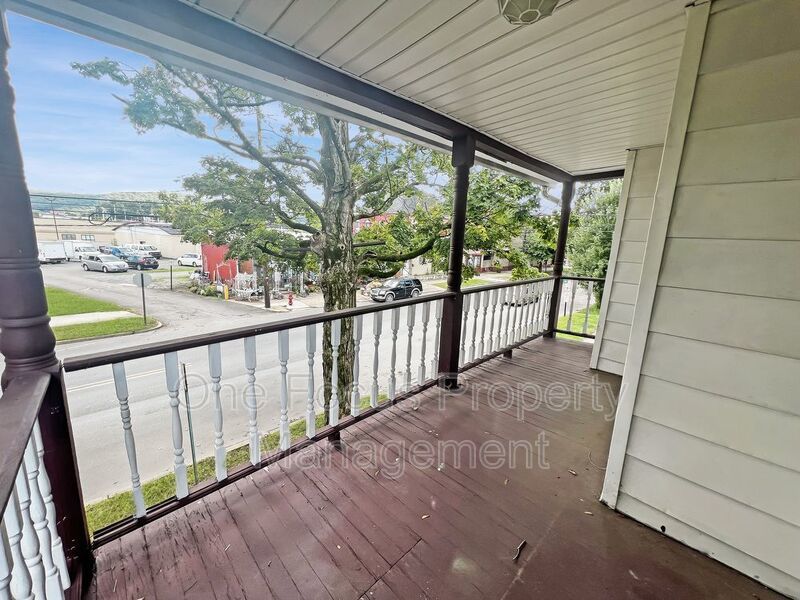 3BR/1.5BA - $1125/month property image