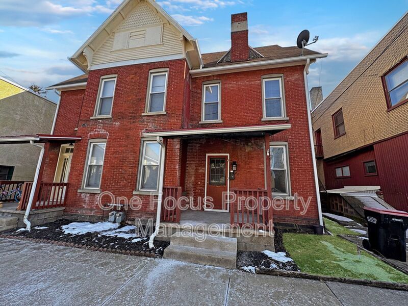 Remodeled Duplex in downtown Jersey Shore! property image