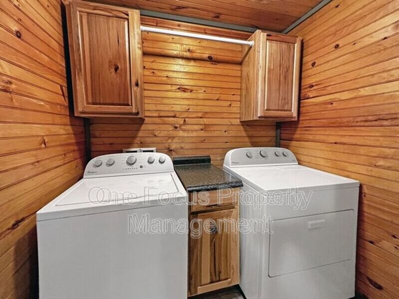 Let the landlord pay the heat in this spacious 2nd floor apartment - Available July 2025 property image