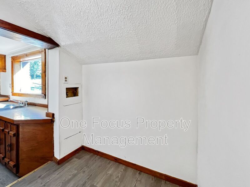 Cozy 1BR/1BA - $625/month property image