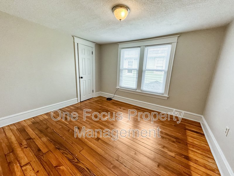 3BR/1BA - $895/month - Pet Friendly! property image